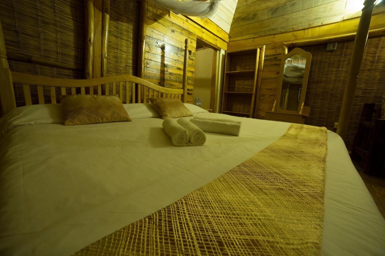 Lake Bunyonyi Eco Resort Chabahinga Bagian luar foto